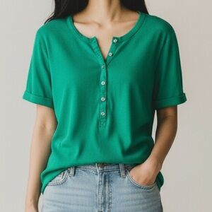 Maurices Green Short Sleeve Button-Up Top